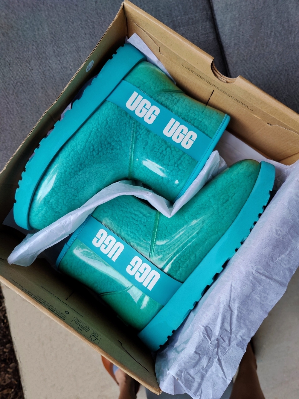 w/ Box UGG Teal Women's 8 Classic Clear Mini Waterproof Boots Clearwater Blue